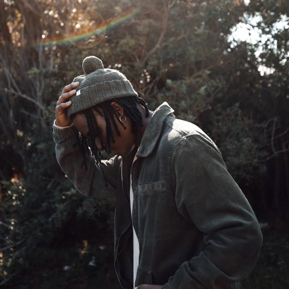 Will + Bear 100% Australian Wool - Tasman Moss Soft Wool Pom Pom Beanie BNWT - Picture 2 of 11